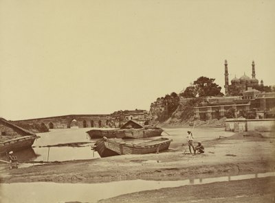 Puente de Piedra y las Nuevas Fortificaciones de Felice Beato